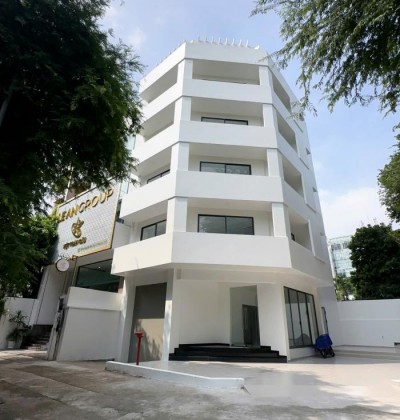 Tòa nhà cho thuê góc 2 mặt tiền đường Nguyễn Văn Thủ - Phùng Khắc Khoan Quận 1