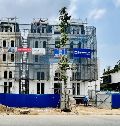 Cho thuê tòa nhà mặt tiền đường Nguyễn An