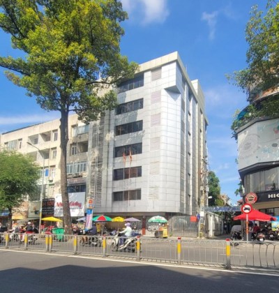 Cho thuê tòa nhà đường Lê Văn Duyệt