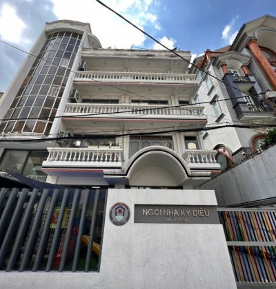 Cho thuê nhà đường Trương Quốc Dung