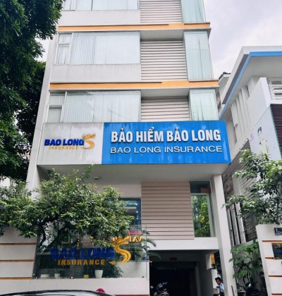 Cho thuê toà nhà mặt tiền đường Hoa Lan nhà trống suốt