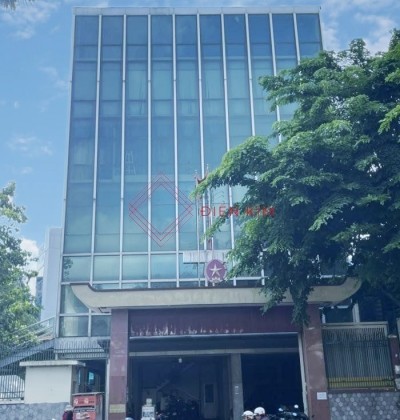 Cho thuê tòa nhà góc 2 mặt tiền đường Trường Sơn