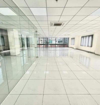 Cho thuê tòa nhà mới 2 mặt tiền khu Cộng Hòa Quận Tân Bình