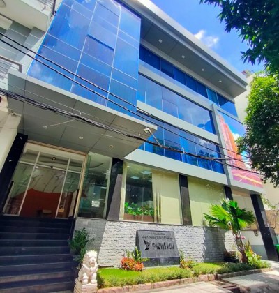 Cho thuê tòa nhà đường Ngô Quyền